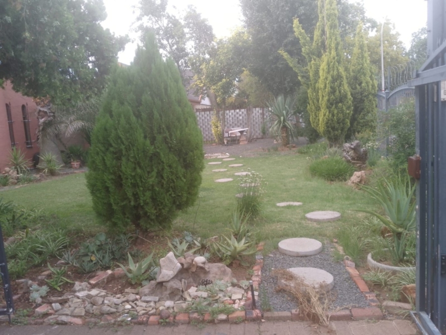 1 Bedroom Property for Sale in Brandwag Free State
